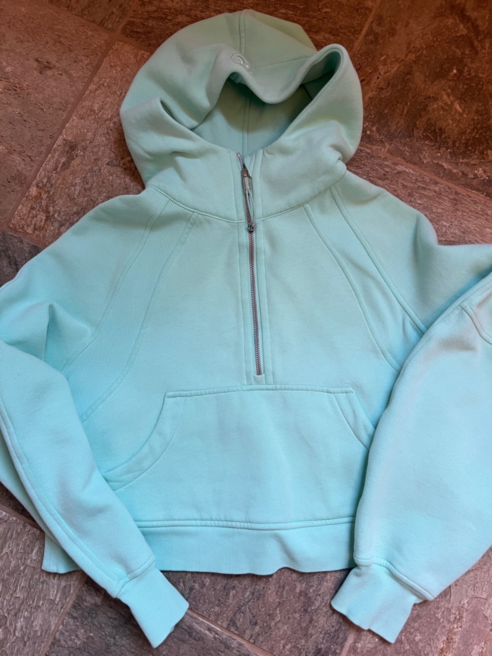 lululemon athletica Mint Green Half-Zip Hoodie size XS/S